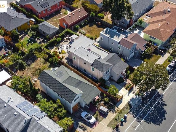 760 37Th St, Richmond CA 94805