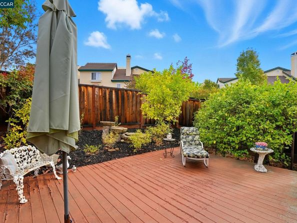 1295 Shell Cir, Clayton CA 94517