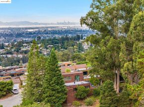 2 Sereno Circle, Oakland CA 94619