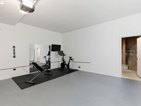 2 Sereno Circle, Oakland CA 94619