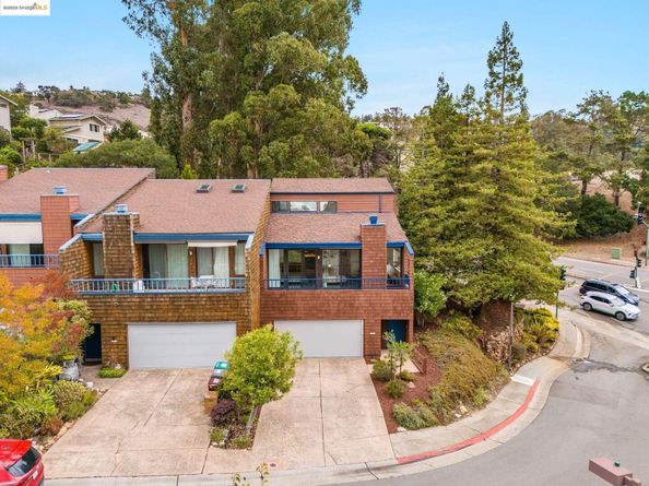 2 Sereno Circle, Oakland CA 94619