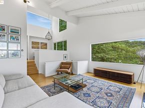 2 Sereno Circle, Oakland CA 94619
