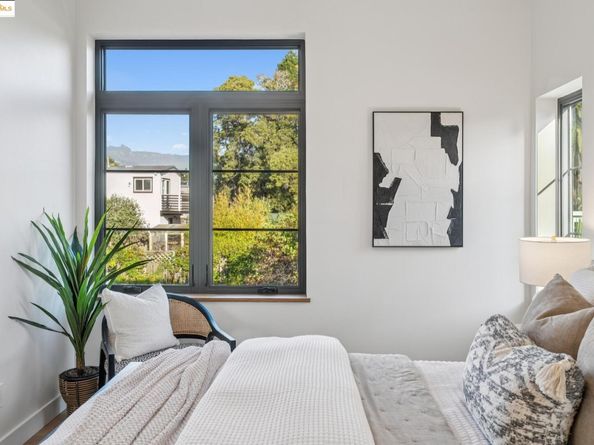 1516 A Blake St, Berkeley CA 94703