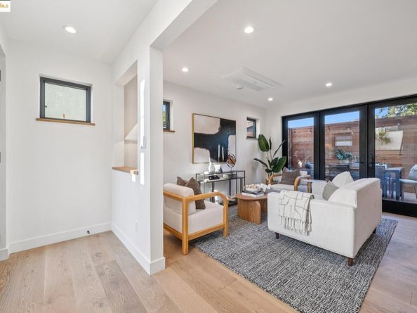 1516 A Blake St, Berkeley CA 94703
