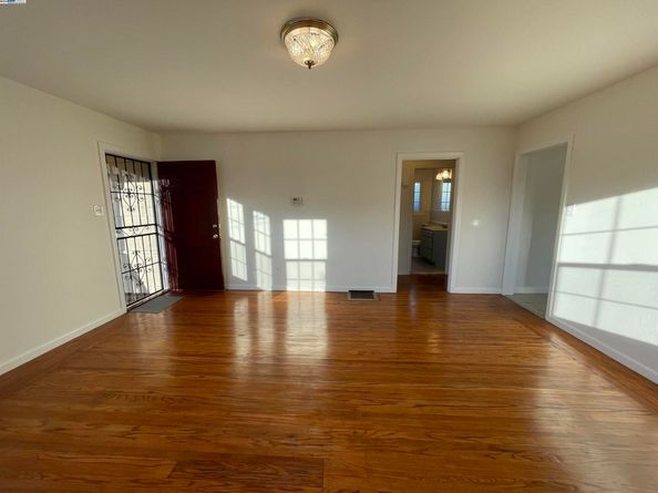 1426 153Rd Ave, San Leandro CA 94578