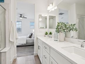 512 Laurel Knoll Ct, Martinez CA 94553