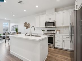 512 Laurel Knoll Ct, Martinez CA 94553