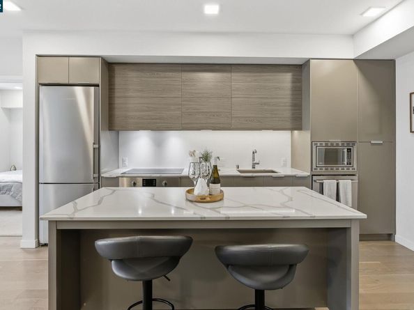 1605 Riviera Ave 404, Walnut Creek CA 94596