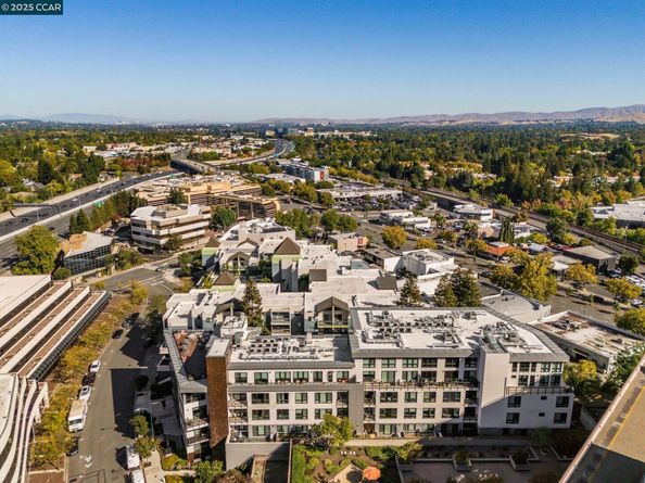 1605 Riviera Ave 404, Walnut Creek CA 94596