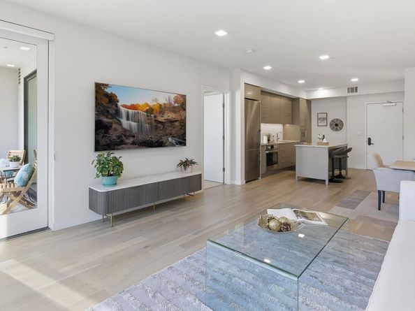 1605 Riviera Ave 404, Walnut Creek CA 94596