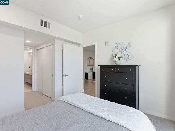 1605 Riviera Ave 404, Walnut Creek CA 94596