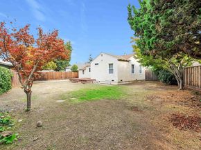 1255 Primrose Dr, San Leandro CA 94578