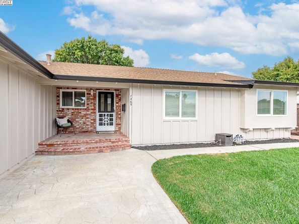 7465 Limerick Ave, Dublin CA 94568