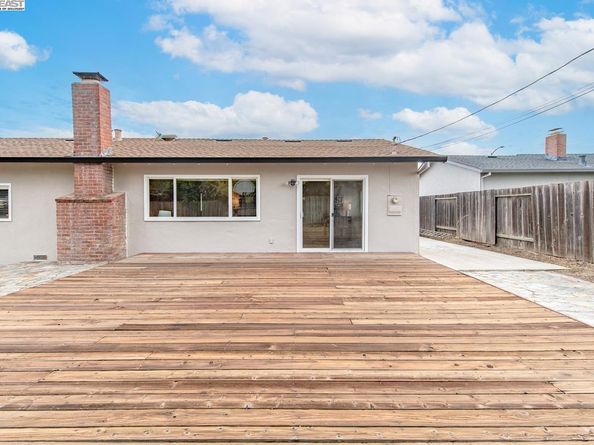 7465 Limerick Ave, Dublin CA 94568