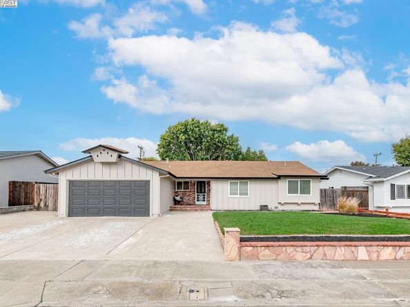 7465 Limerick Ave, Dublin CA 94568