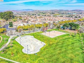 7465 Limerick Ave, Dublin CA 94568