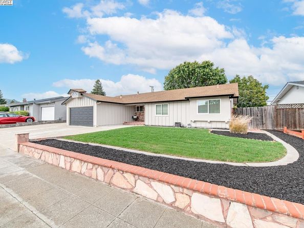 7465 Limerick Ave, Dublin CA 94568