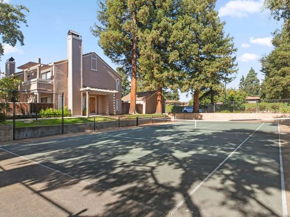 3833 Burton Cmn, Fremont CA 94536