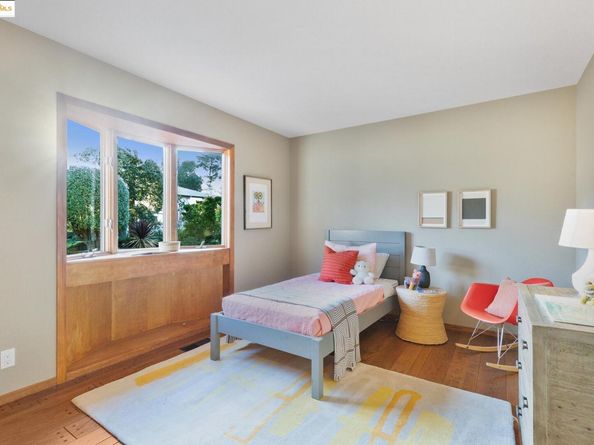 820 Kensington Rd, El Cerrito CA 94530