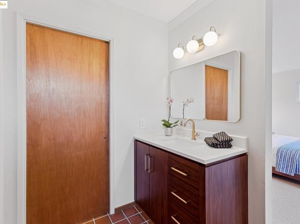 820 Kensington Rd, El Cerrito CA 94530