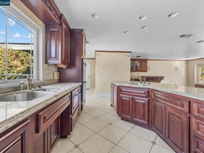 1193 Ridgewood, Concord CA 94518
