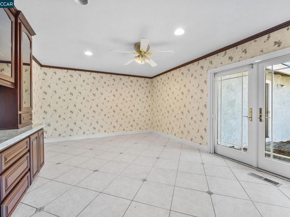 1193 Ridgewood, Concord CA 94518