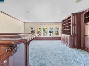 1193 Ridgewood, Concord CA 94518