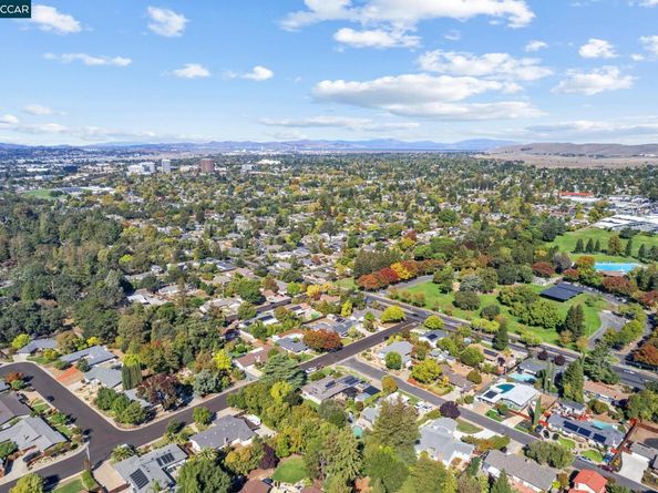 1193 Ridgewood, Concord CA 94518