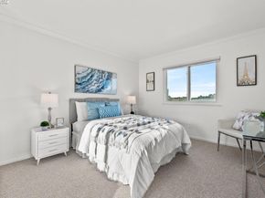 321 Warwick Ave 302, Oakland CA 94610
