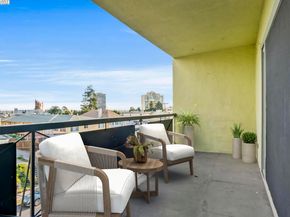 321 Warwick Ave 302, Oakland CA 94610