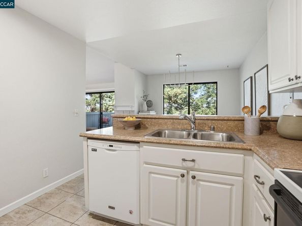 246 Via El Dorado Ln, Martinez CA 94553