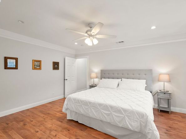 3932 Gardenia Pl, Oakland CA 94605