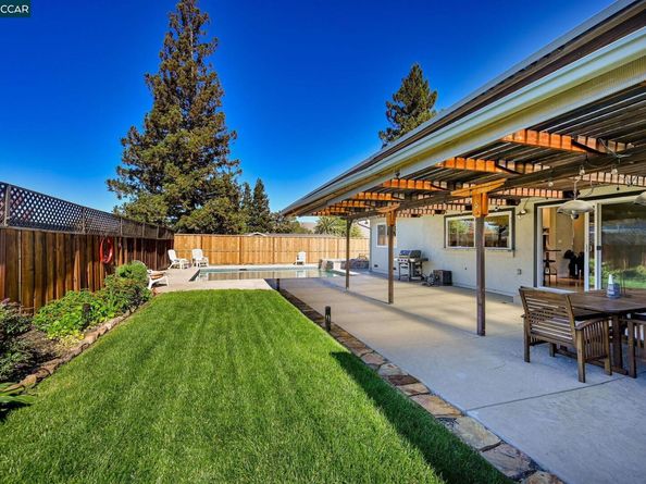 7 Atchinson Stage Rd, Clayton CA 94517