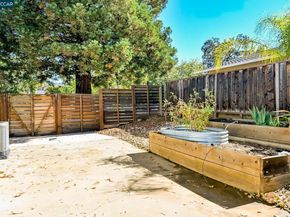7 Atchinson Stage Rd, Clayton CA 94517
