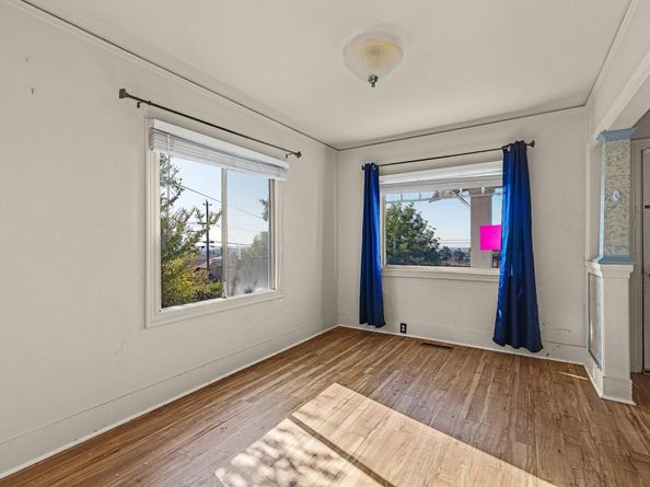6432 Outlook Ave, Oakland CA 94605