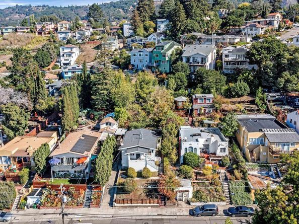 6432 Outlook Ave, Oakland CA 94605