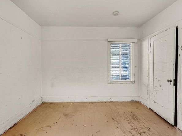 6432 Outlook Ave, Oakland CA 94605