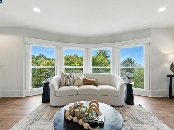 5020 Golden Gate Ave, Oakland CA 94618