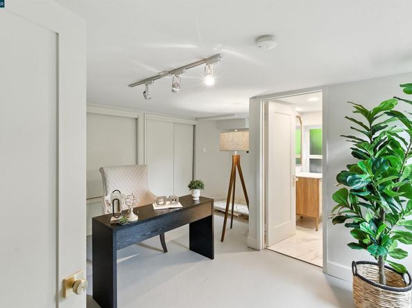 5020 Golden Gate Ave, Oakland CA 94618