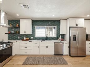 2468 60th, Oakland CA 94605
