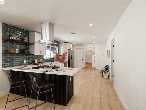 2468 60th, Oakland CA 94605