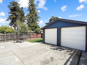 2468 60th, Oakland CA 94605