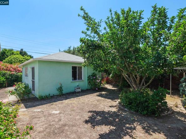 884 Juanita Dr, Lafayette CA 94595