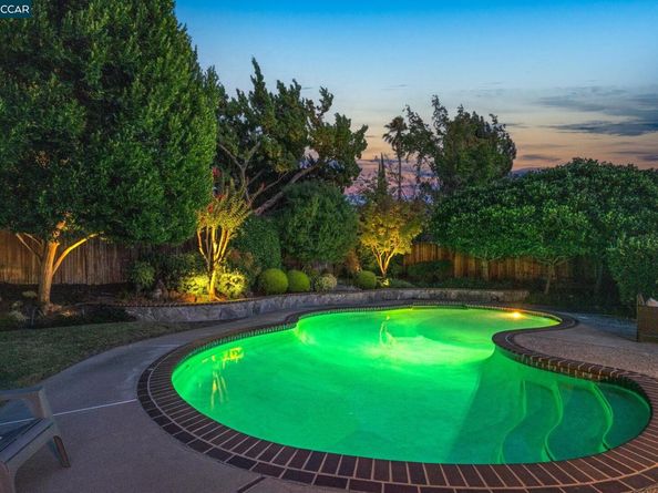 924 Cheyenne Dr, Walnut Creek CA 94598