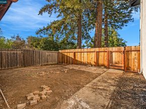 20 Mt Tamalpais Pl, Clayton CA 94517