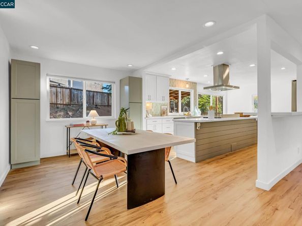 20 Mt Tamalpais Pl, Clayton CA 94517