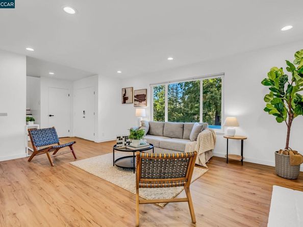 20 Mt Tamalpais Pl, Clayton CA 94517