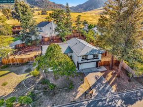 20 Mt Tamalpais Pl, Clayton CA 94517