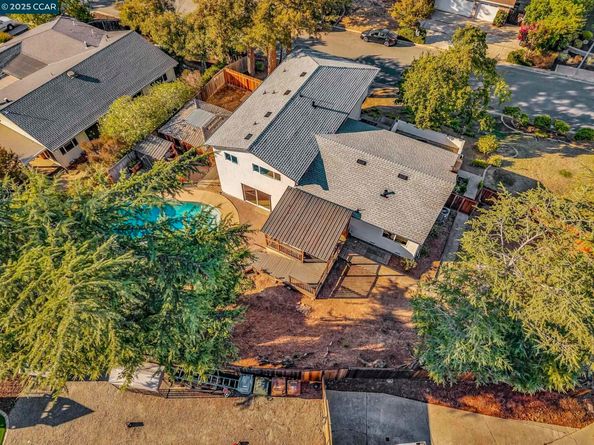 20 Mt Tamalpais Pl, Clayton CA 94517