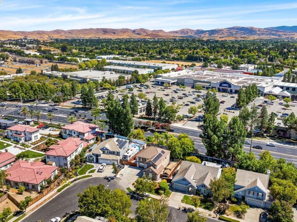 635 Eliot Dr, Livermore CA 94551